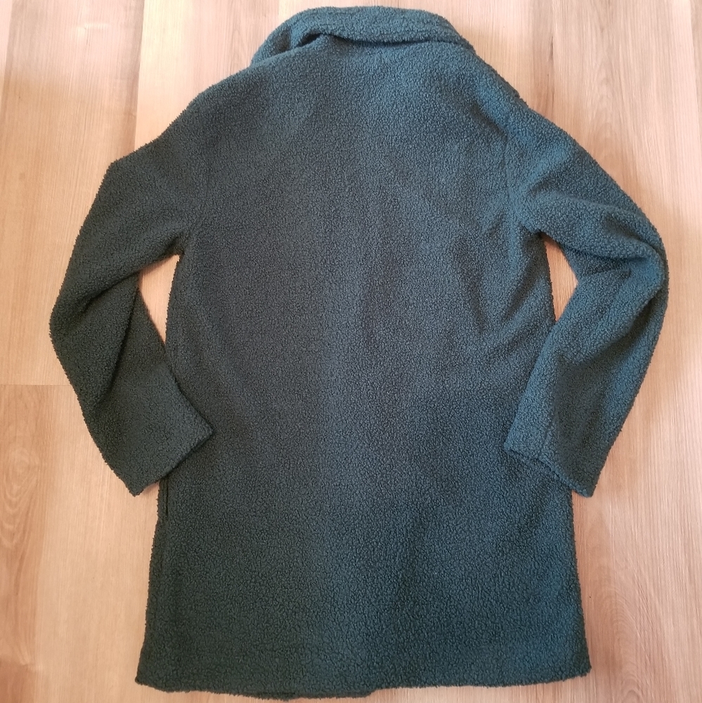 Kate & Sam Peacoat - Picture 2 of 4